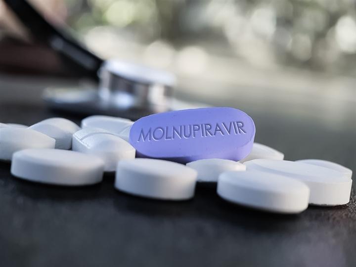 Ai được dùng thuốc kháng virus Molnupiravir trị Covid-19 và phải tuân thủ điều kiện gì? 1