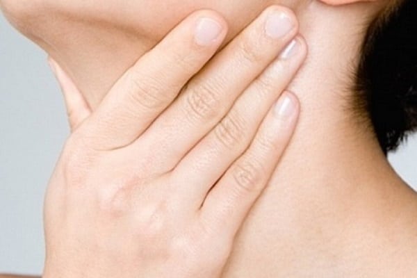 Trào ngược dạ dày gây đau họng - Bệnh phổ biến nhưng ít người biết 2