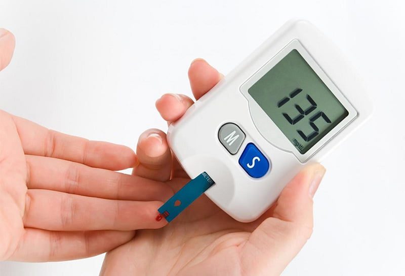 Tác dụng của máy thử đường huyết là theo dõi chỉ số đường huyết