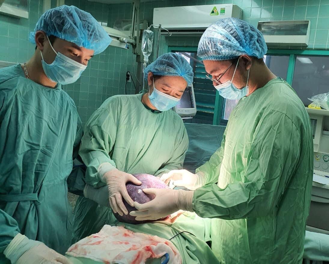 Phẫu thuật u nang buồng trứng và những điều cần biết 4