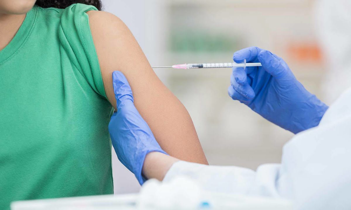 Công dụng và đối tượng tiêm của vaccine HPV 3 Vaccine HPV phù hợp với ai và được dùng làm gì 2