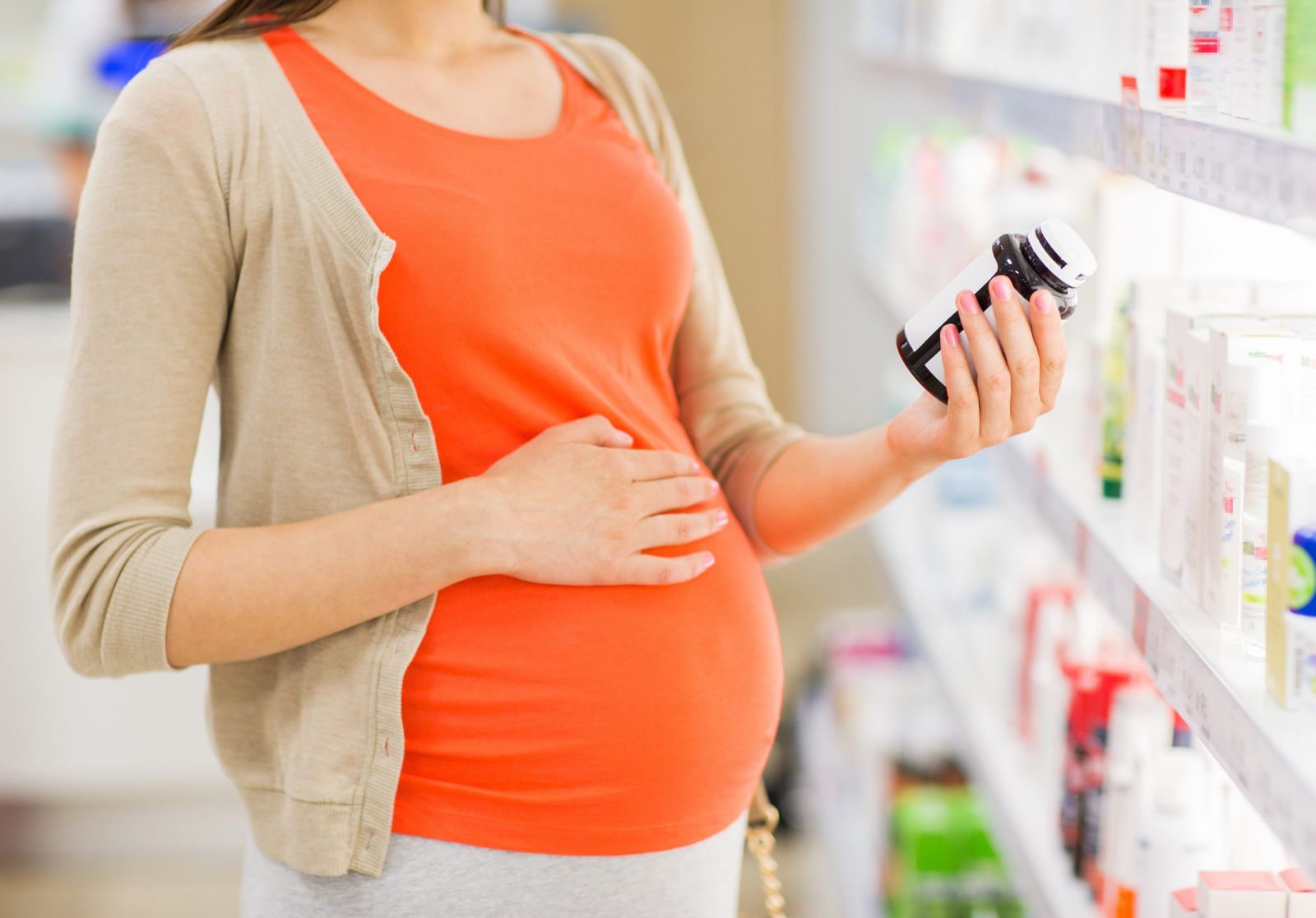 Phụ nữ mang thai hãy bổ sung dưỡng chất từ ​​thực phẩm chức năng như thuốc bổ não
