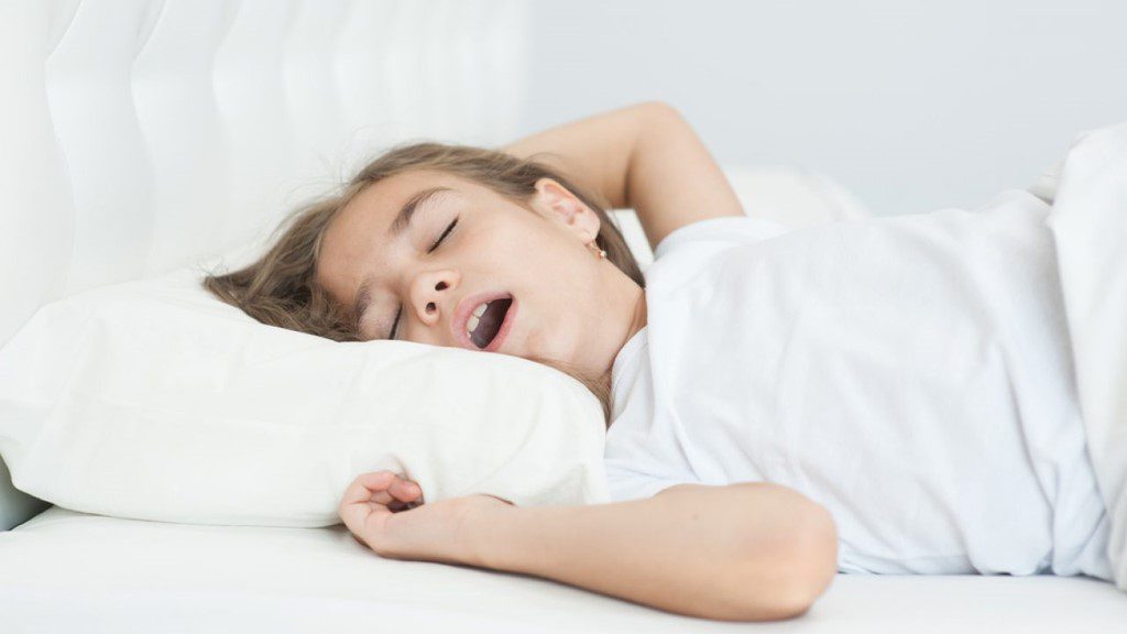 Trẻ ngủ ngáy: Nguyên nhân và cách chữa ngủ ngáy ở trẻ em 1